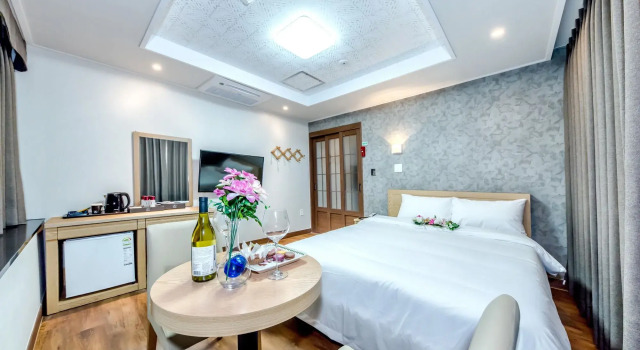 Leslie Hotel, Забронировать Отель Jeju City Чеджу, рядом с Университет Халла в Чеджу