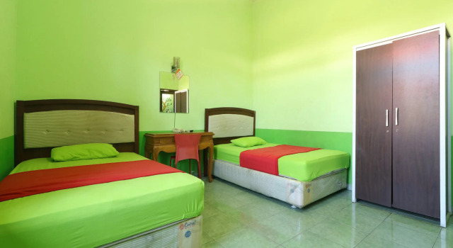 Cantik Hotel, Varaa Hotelli Lebakwangi West Java