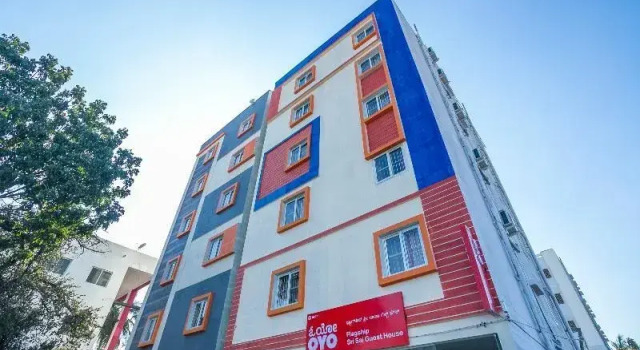 Sri Sai Guest House By OYO Rooms