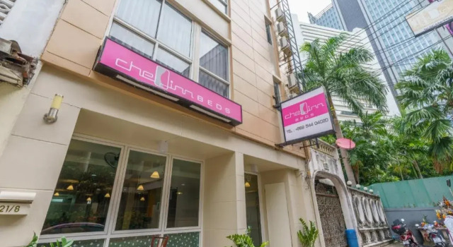 Sukhumvit Beds