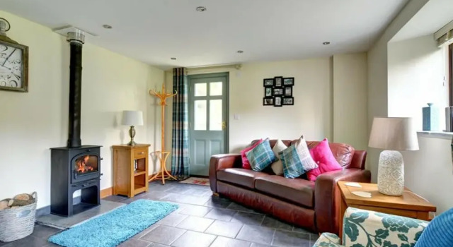 Comfortable Home for a Romantic Stay in a Beautiful Place, Забронировать Отель Отели Англии 3 звезды, 3*
