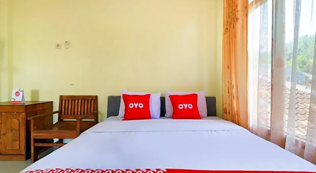 OYO 90034 Hotel Gandung Yunior, Book Hotel Parangtritis Yogyakarta Province