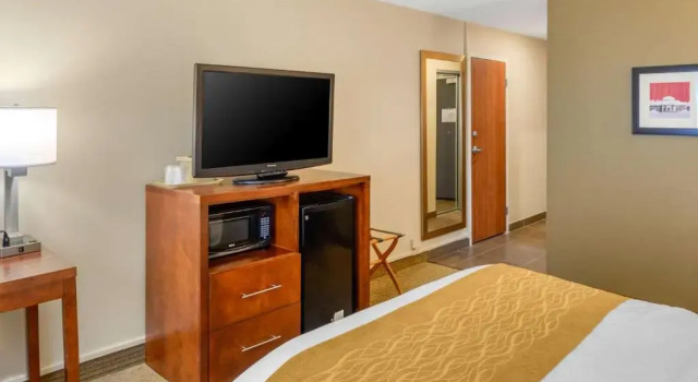 Номер Superior Comfort Inn Monticello