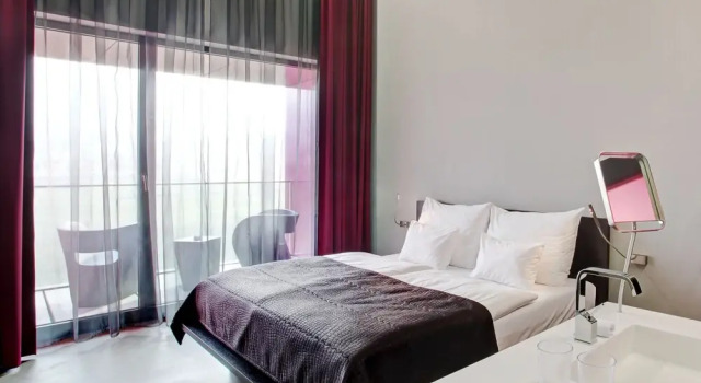 Miura Hotel, Забронировать Отель Отели Злинский края 4 звезды, 4*