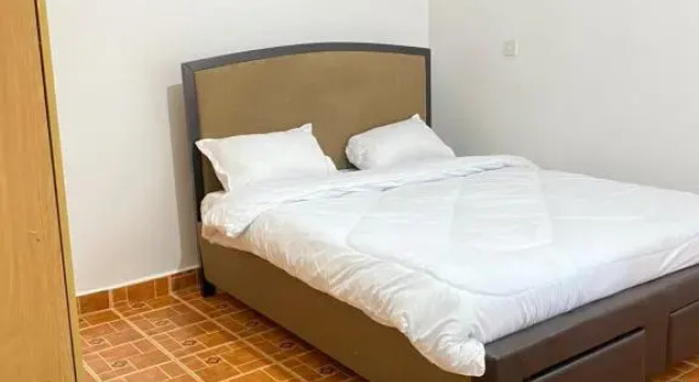 Modern 2-Bedroom Apartment in Kasarani, Nairobi with Wi-Fi, Netflix and a Free Parking spot., Prenota Appartamento Hotel a Nairobi con parcheggio, Parcheggio