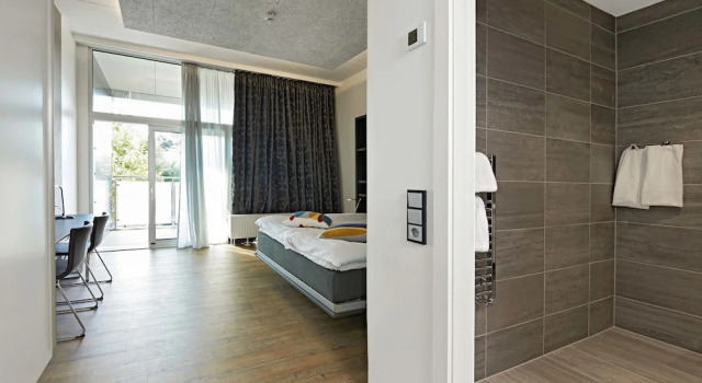 Люкс Living Suites