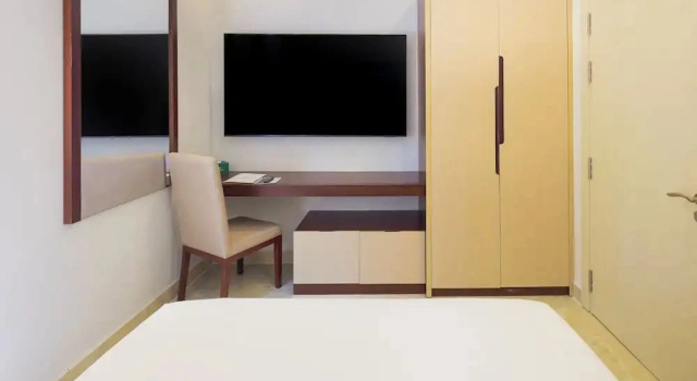 Номер Standard с 2 комнатами с балконом и с видом на сад CostaBella Resort Nha Trang