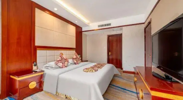 Люкс Business Cherry Garden Hotel
