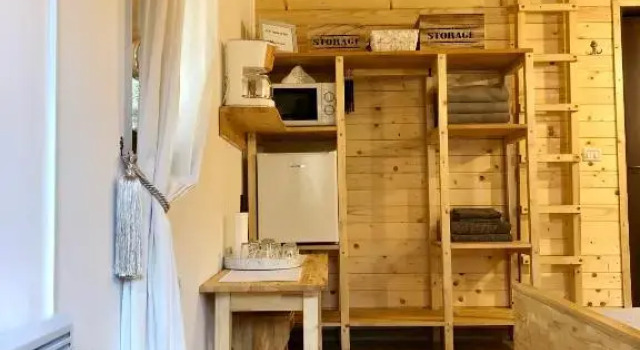 Complex Căsuțe Căsuța din Deal Moisei, Rezerwuj Dom wakacyjny Hotele w Carpathians - Romania z parkingiem, Parking
