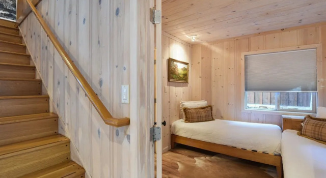 Mesmerizing Meeks Bay Outdoor Waterfront Deck, Prenota Hotel Tahoma North Lake Tahoe