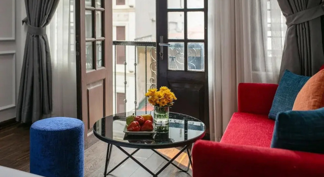 Полулюкс Silk Hanoi Moment Hotel & Spa - Hanoi Old Quarter