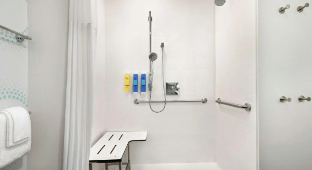 Четырёхместный номер Standard Tru By Hilton Duluth Mall Area