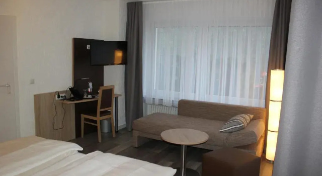 Трёхместный номер Standard Hotel Restaurant Kromberg