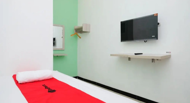 RedDoorz near Candi Prambanan 3 Yogyakarta, Book Hotel Kenaran Yogyakarta Province