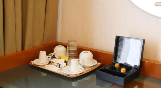 Двухместный номер Standard с видом на город Adrian Hotel