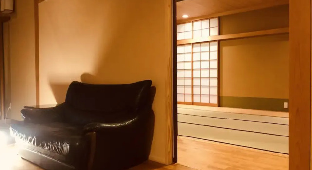 Четырёхместный номер Deluxe с балконом Ryutakuzenji 宿坊