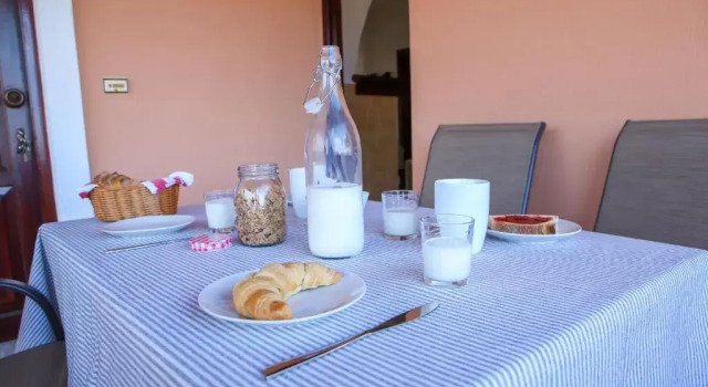 Yiouli Holiday Home, Забронировать Отель Ахарави 