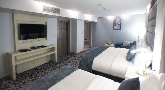 Семейный люкс с балконом Opal Hotel Amman
