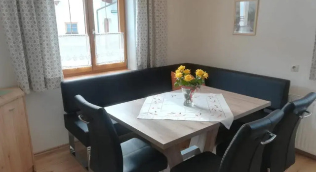 Апартаменты с 4 комнатами с балконом Ferienhaus Reiter Lotte