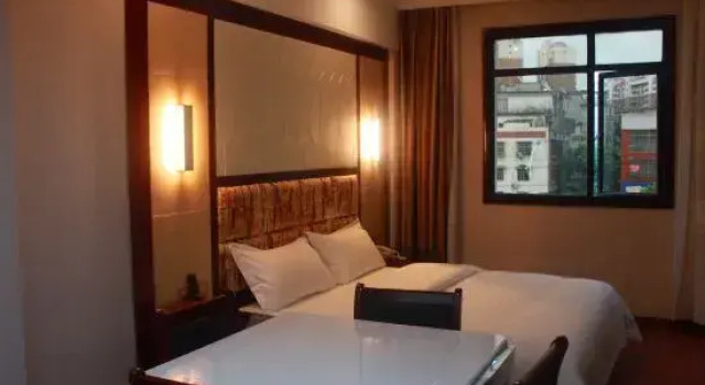 Deluxe suite Pin Hotel