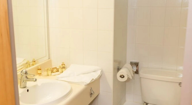 Двухместный номер Executive Marine Court Hotel