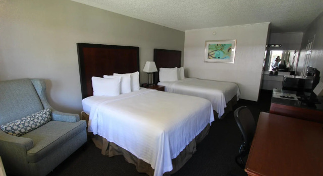 Четырёхместный номер Standard At Home Inn - Pensacola