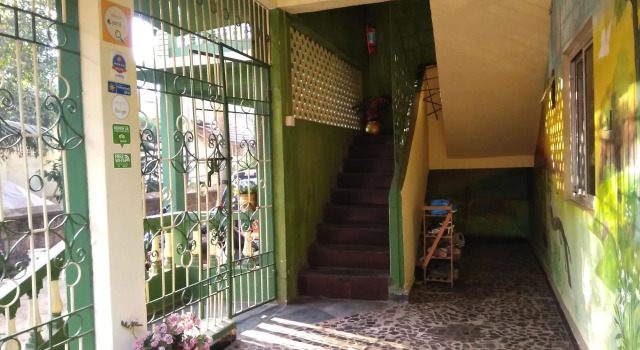 Jes Guest House, Prenota Affittacamere Hotel a Goa con parcheggio, Parcheggio
