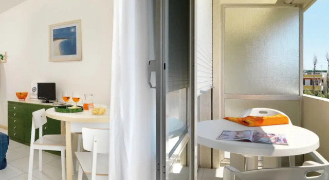 Студия с балконом Isaresidence Holiday Resort