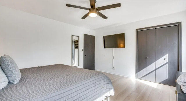 Smyrna Townhome Rental ~ 4 Mi to The Battery!, Smyrna, Boek Hotel Hotels in Georgia met parkeren, Parkeren