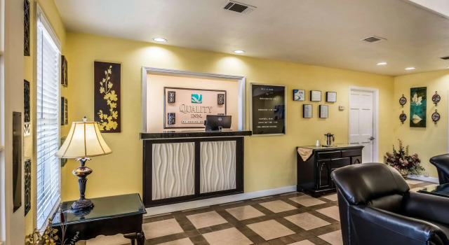 Quality Inn Washington GA, Book Hotel Hoteller i Washington med pool, Swimmingpool