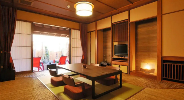Minakami Onsen Bettei Yaeno, Забронировать Отель Бизнес-отели Gunma, 4* 5*