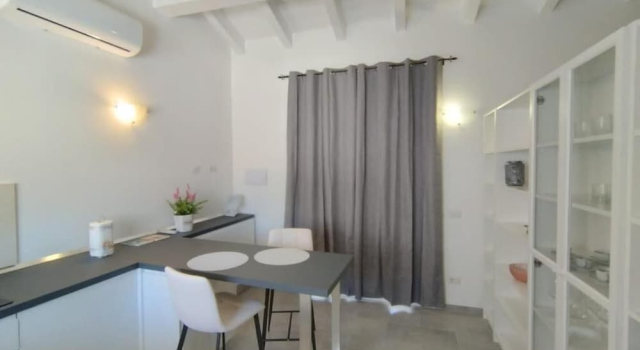 Апартаменты Deluxe Holmann Suite & Rooms