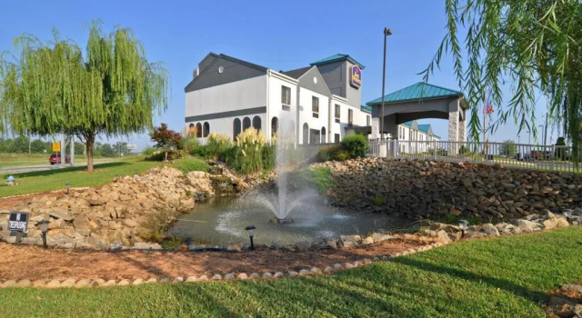 Holiday Inn Express South Hill-Lacrosse, Buchen Sie Hotel South Hill Virginia