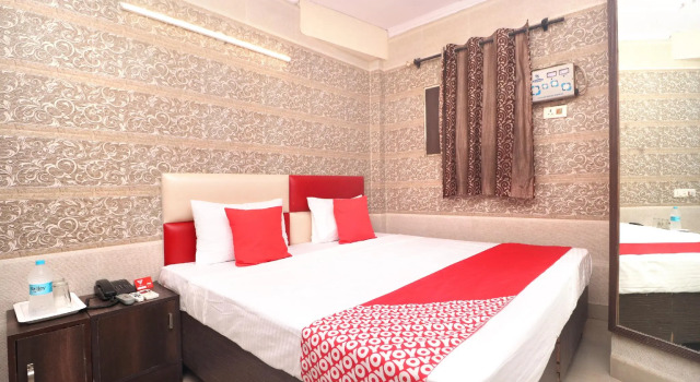 Номер Deluxe OYO 15546 Hotel KK