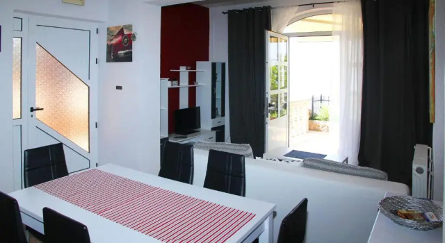 Апартаменты с 2 комнатами с видом на море Apartments Bobinac