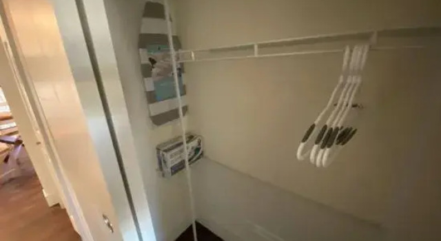 Апартаменты New Dt Apartment Walk To All