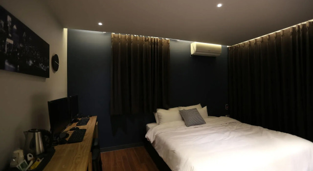 Hotel Bridge