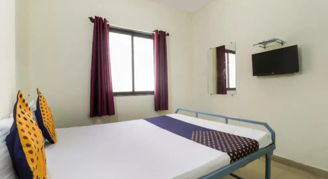 Sai Sidhi Lodge by OYO Rooms