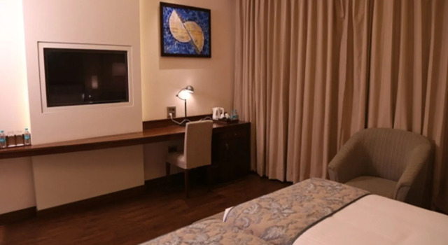 Gateway Dehradun Haridwar Bypass Road, Rezerwuj Hotel Hotele w Uttarakhand z basenem, Basen