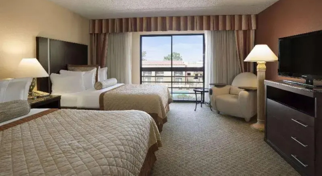 Номер Standard Wyndham El Paso Airport and Water Park