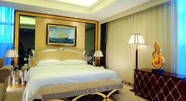 Люкс Ambassador Yongchang International Hotel