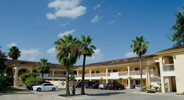 Texas Inn and Suites City Center at University Dr.