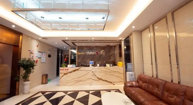 Jun Hotel Guizhou Qiannan Duyun Passenger Station, Rezervovat Hotel Qiannan Čína