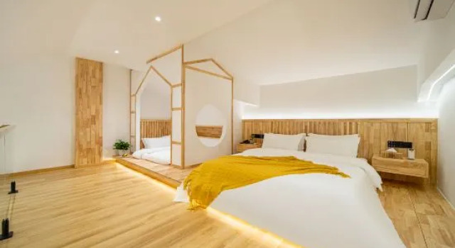 Suite Floating clouds mountain luxury