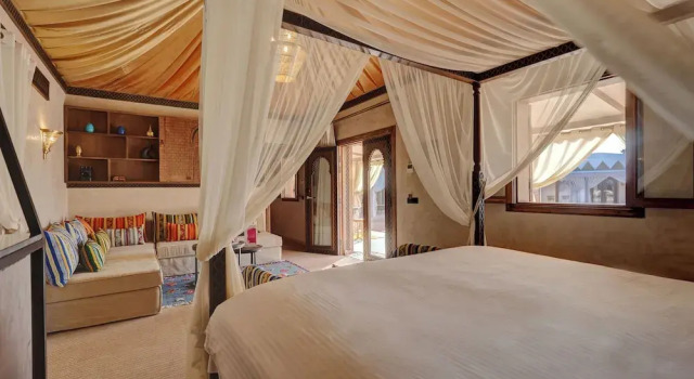 Palmeraie Oasis Camp - A Member Of Barcelo Hotel Group, Забронировать Отель Отели Марракеш-Тенсифт-Эль-Хауз с парковкой, Парковка