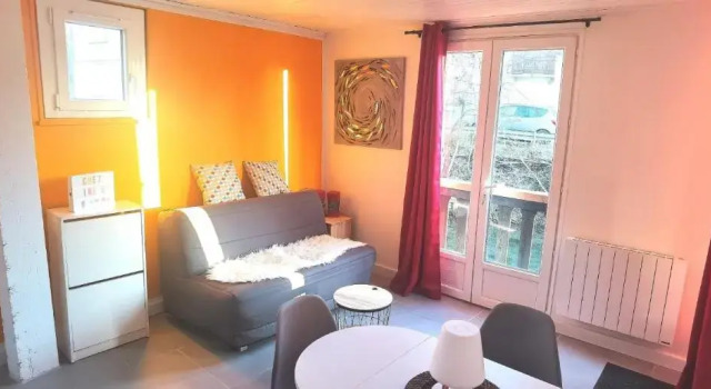 CHEZ INES - Un lieu de vie en Arbois 2 à 14 personnes, Rezervovat Apartmán Arbois 