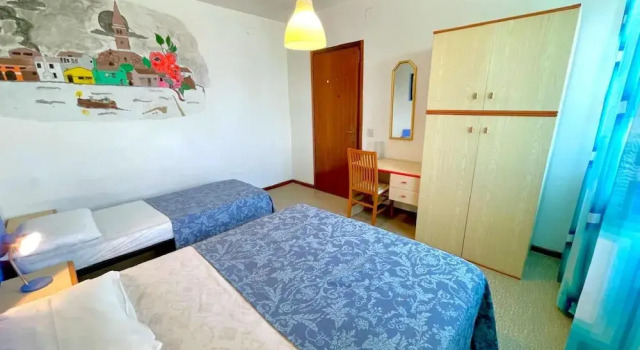 Stunning Beach Apartment in Caorle, Book Lejlighed Hoteller i Friuli Venezia Giulia med parkering, Parkering