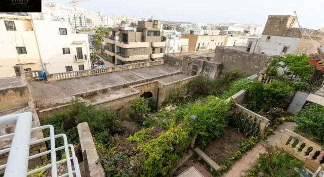 Modern 2BR APT in the quaint village of Marsaskala & AC by 360 Estates