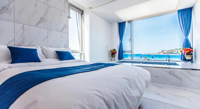 Номер Premier Blue Spring Hotel