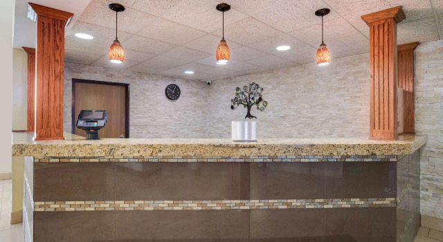 Best Western Waukesha Grand, Prenota Hotel Hotel a Waukesha con parcheggio, Parcheggio